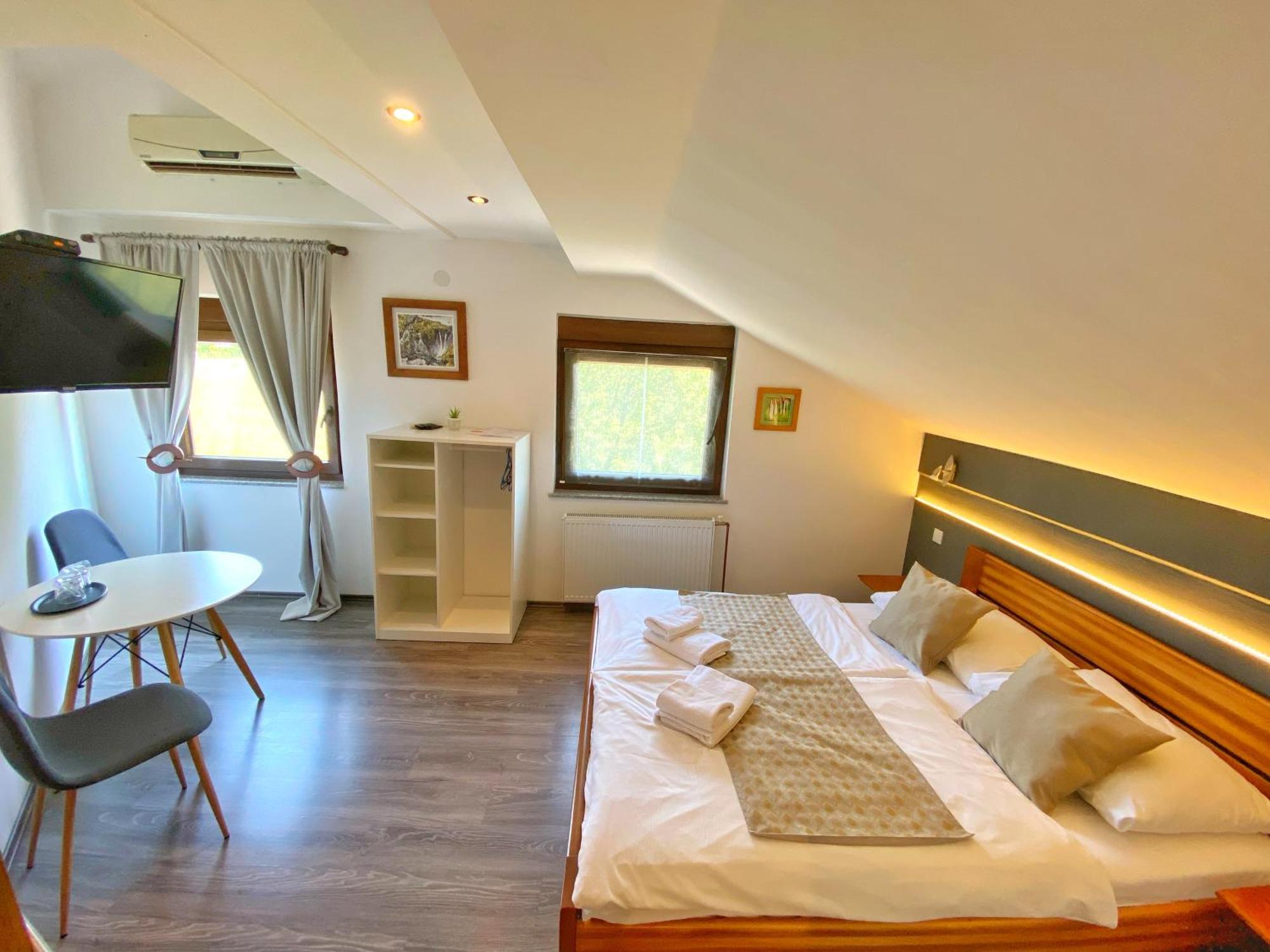 16 Lakes Guesthouse Grabovac  Εξωτερικό φωτογραφία