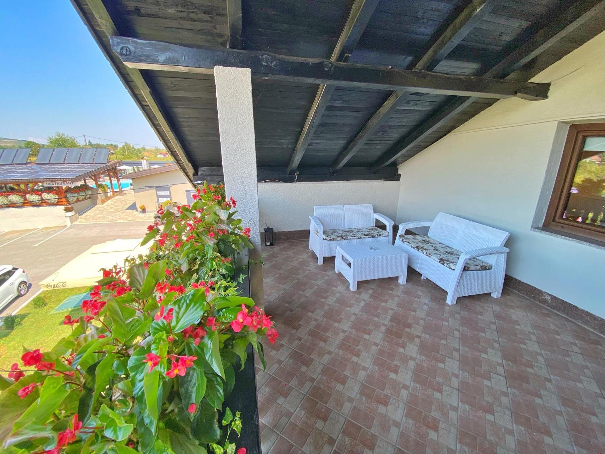 16 Lakes Guesthouse Grabovac  Εξωτερικό φωτογραφία